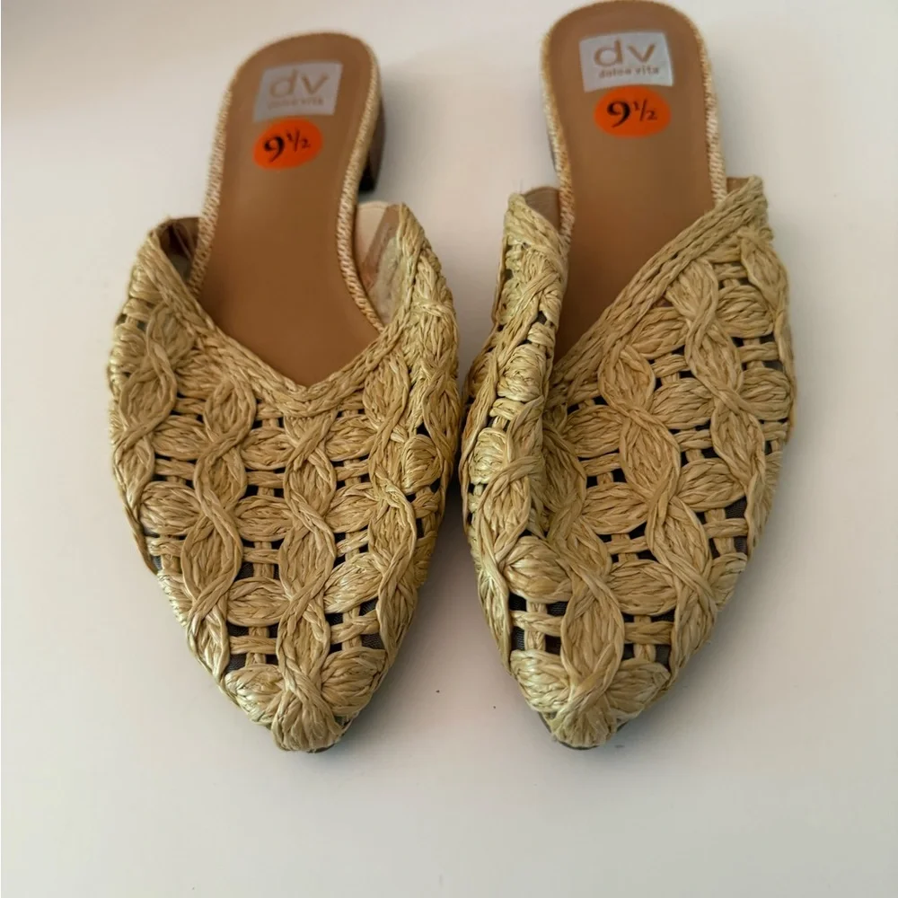 Dolce Vita DEEDEE Braided Pointed Toe Mules Women’s 9.5 NEW